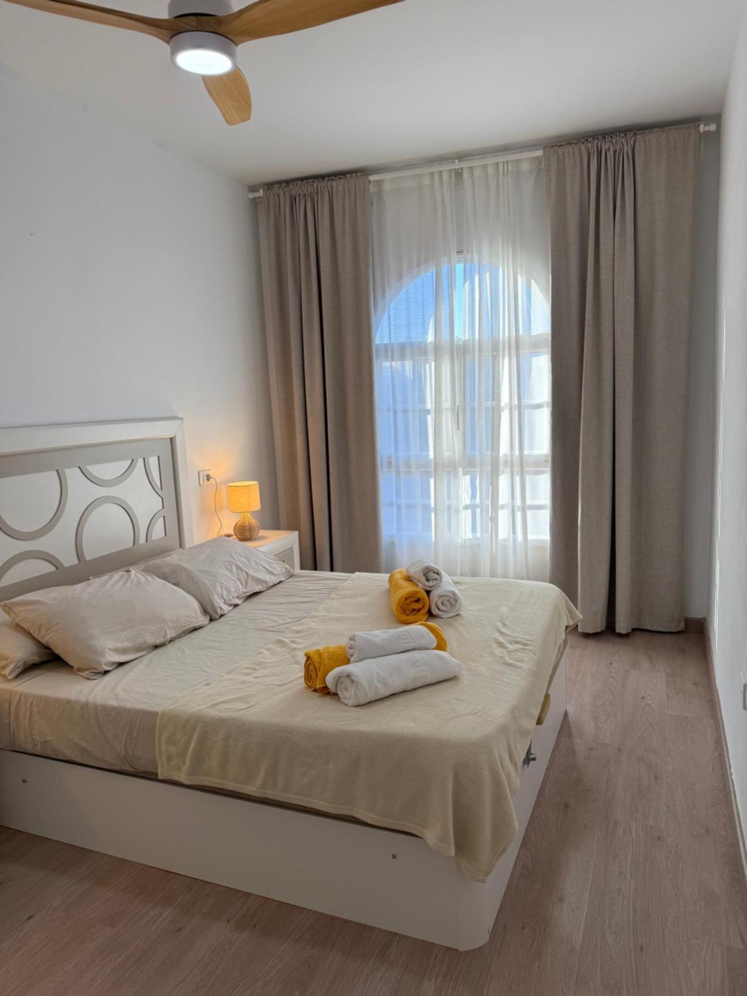 Seaside Paradise - 2 Bedroom Apartment With Ocean Views & Air Conditioning In Playa San Juan Εξωτερικό φωτογραφία