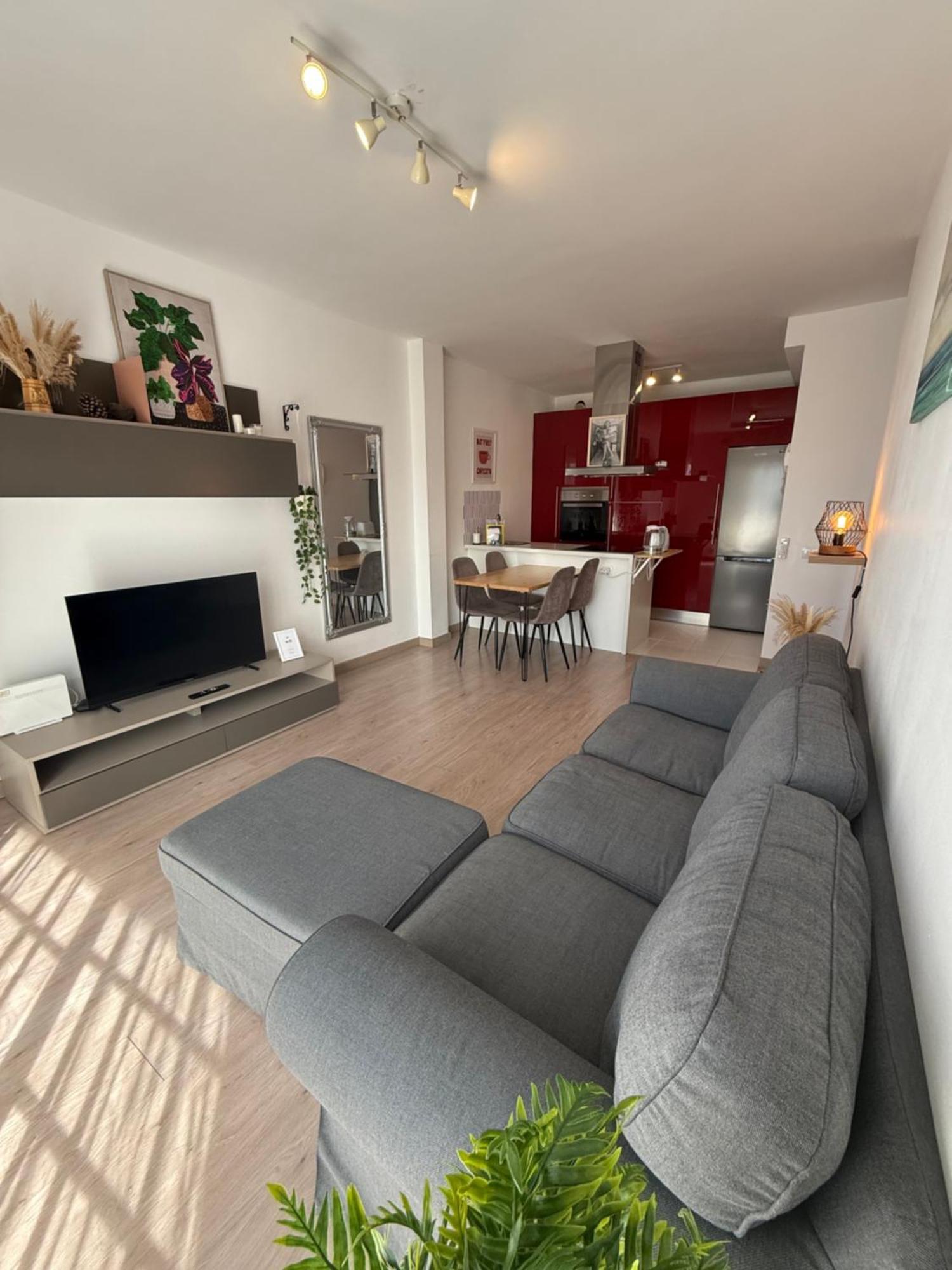 Seaside Paradise - 2 Bedroom Apartment With Ocean Views & Air Conditioning In Playa San Juan Εξωτερικό φωτογραφία